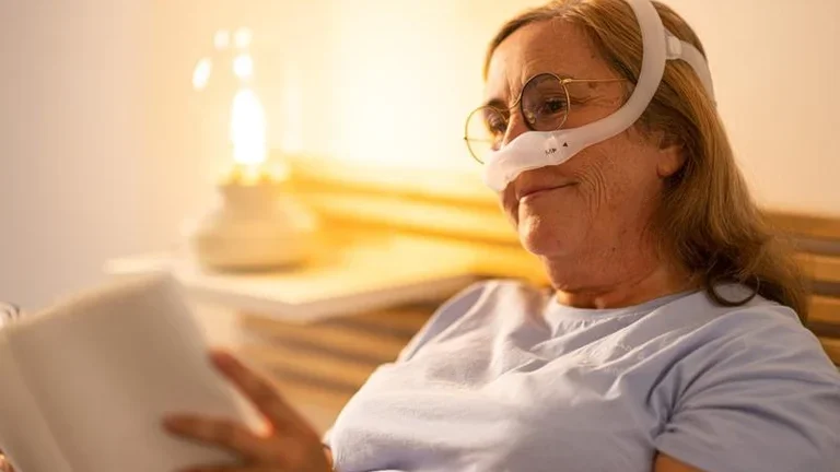 Obstructive sleep apnea in adults - patient reading (female) 1